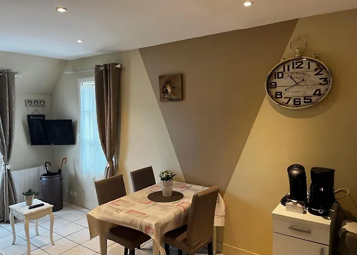 Aux Cottages